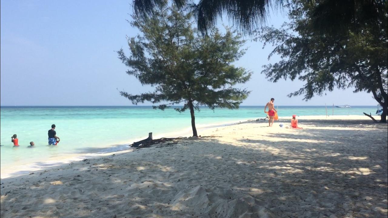 4 Beaches In Karimun Which Are Again Hits In Social Media