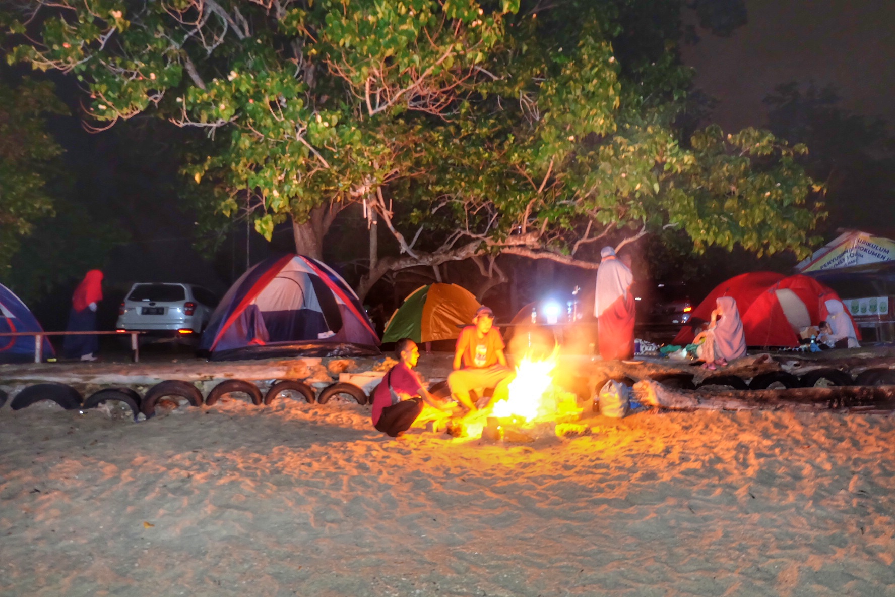 Pantai Bahagia Batam: A Heaven for Beachside Camping Enthusiasts