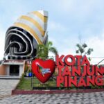 Gedung Gonggong: Tanjung Pinang’s Iconic Seashell Building