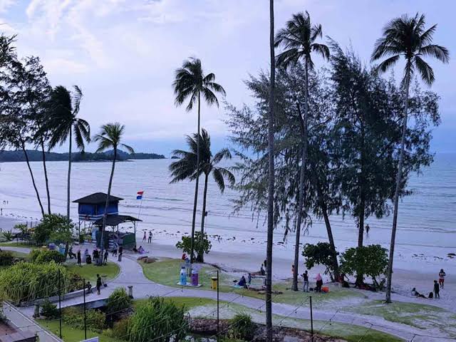 Lagoi Beach: Where Luxury Meets Relaxation in Bintan